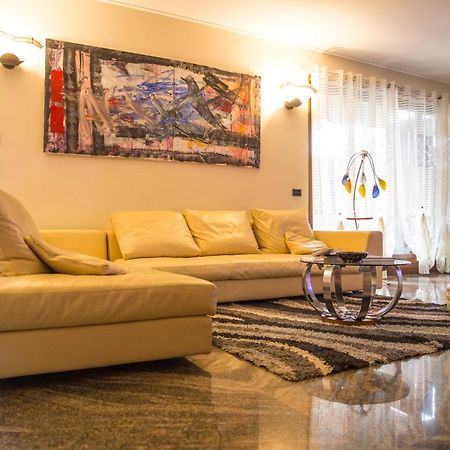 Villa Ivana Дезенцано-дель-Гарда Екстер'єр фото
