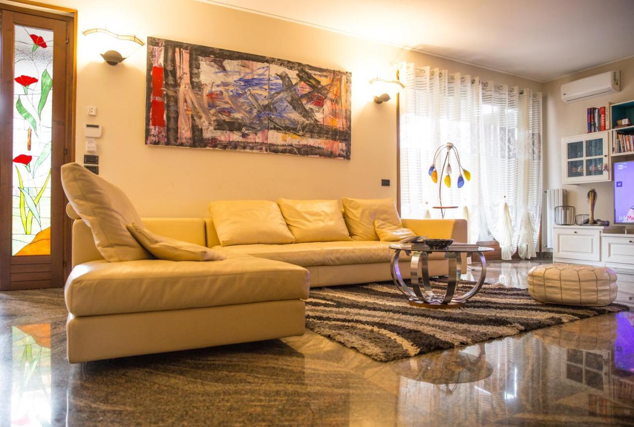 Villa Ivana Дезенцано-дель-Гарда Екстер'єр фото